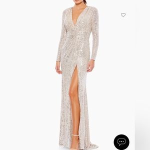 MAC DUGGAL SEQUINED LONG SLEEVE GOWN SILVER NWT